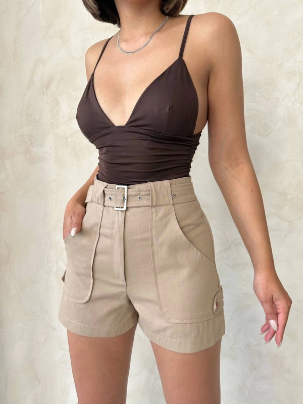 Kemer detaylı gabardin şort bej s25289 - Görsel 6