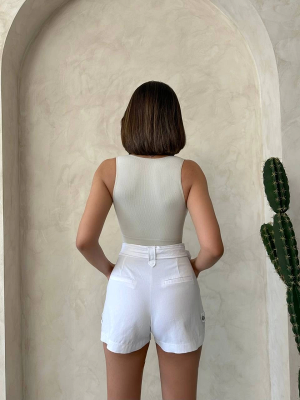 Kemer detaylı gabardin şort beyaz s25289 - Görsel 3