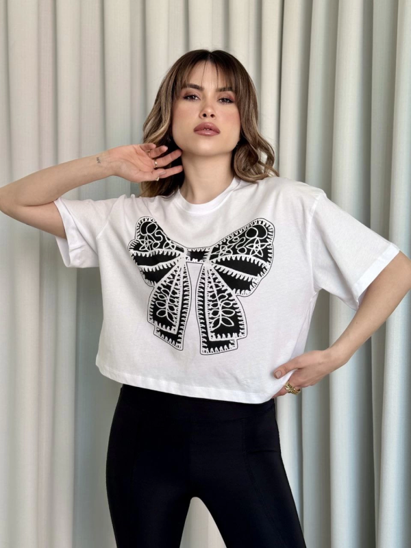 Oversize Beyaz baskılı crop tişört - Görsel 2